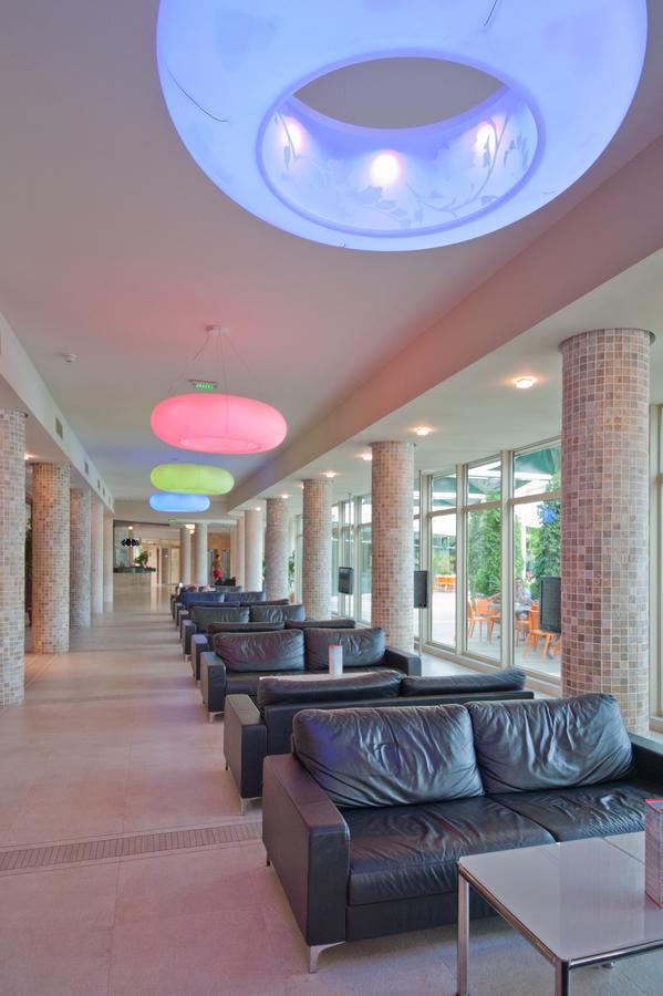Jeravi Club Hotel Primorsko Exteriör bild